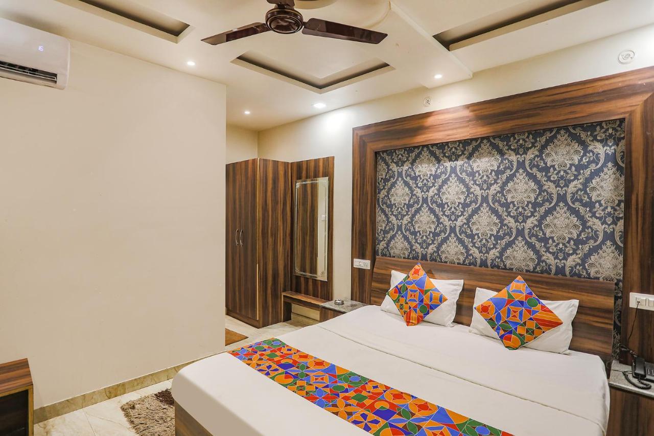 Hotel Fabexpress Shri Ram Kashi Prayagraj Exterior foto